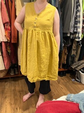 notPERFECTLINEN Sleeveless Midi Linen Dress in Honey Yellow